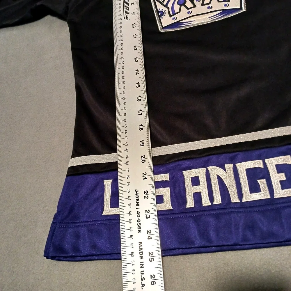 VTG CCM LA Kings Women's Hockey Jersey XS Purple NHL Embroidered For‎ Her Retro